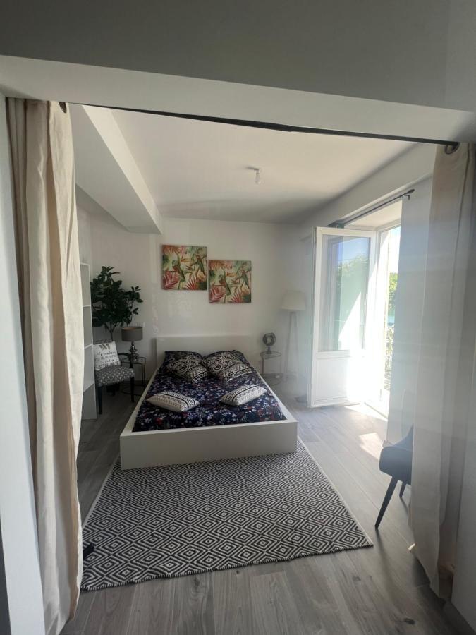 Appartement Prive « Rive Droite » Serrières-en-Chautagne Екстериор снимка